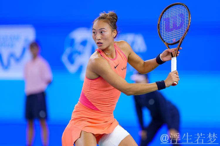 郑钦文惜败 无缘首次草地赛决赛